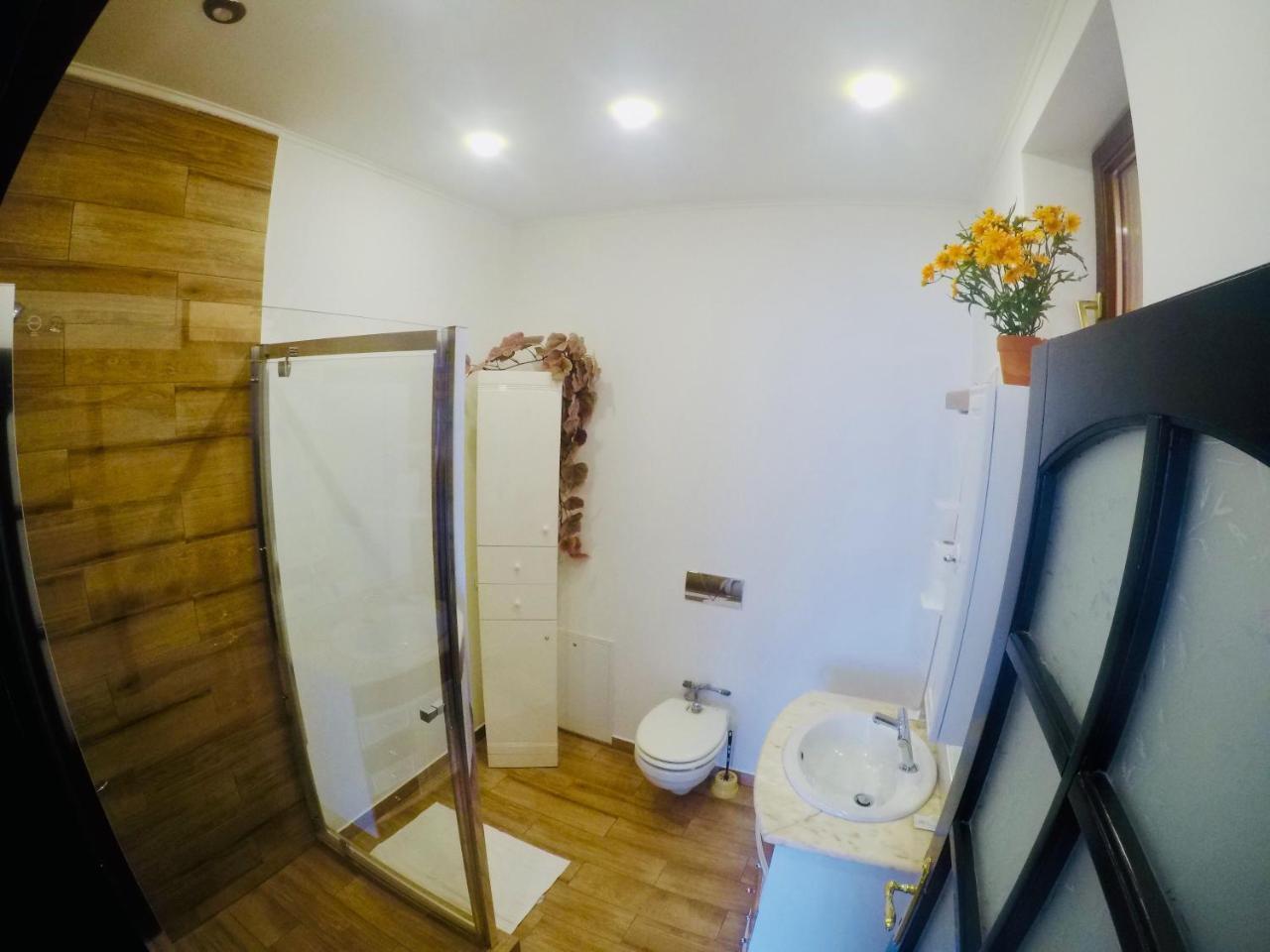 Cristi'S Rooms - Pensiune Oradea Eksteriør bilde
