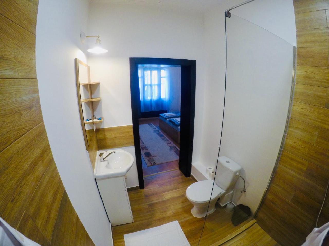 Cristi'S Rooms - Pensiune Oradea Eksteriør bilde