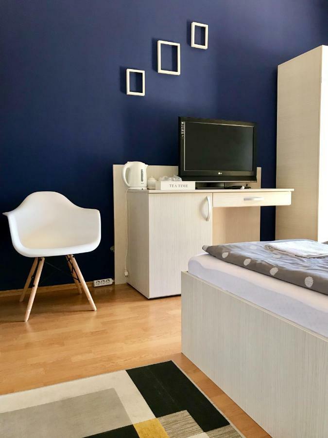 Cristi'S Rooms - Pensiune Oradea Eksteriør bilde