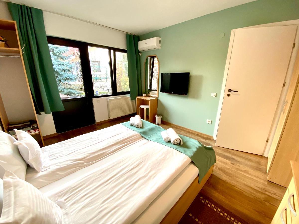 Cristi'S Rooms - Pensiune Oradea Eksteriør bilde