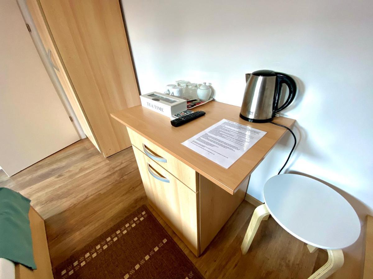 Cristi'S Rooms - Pensiune Oradea Eksteriør bilde
